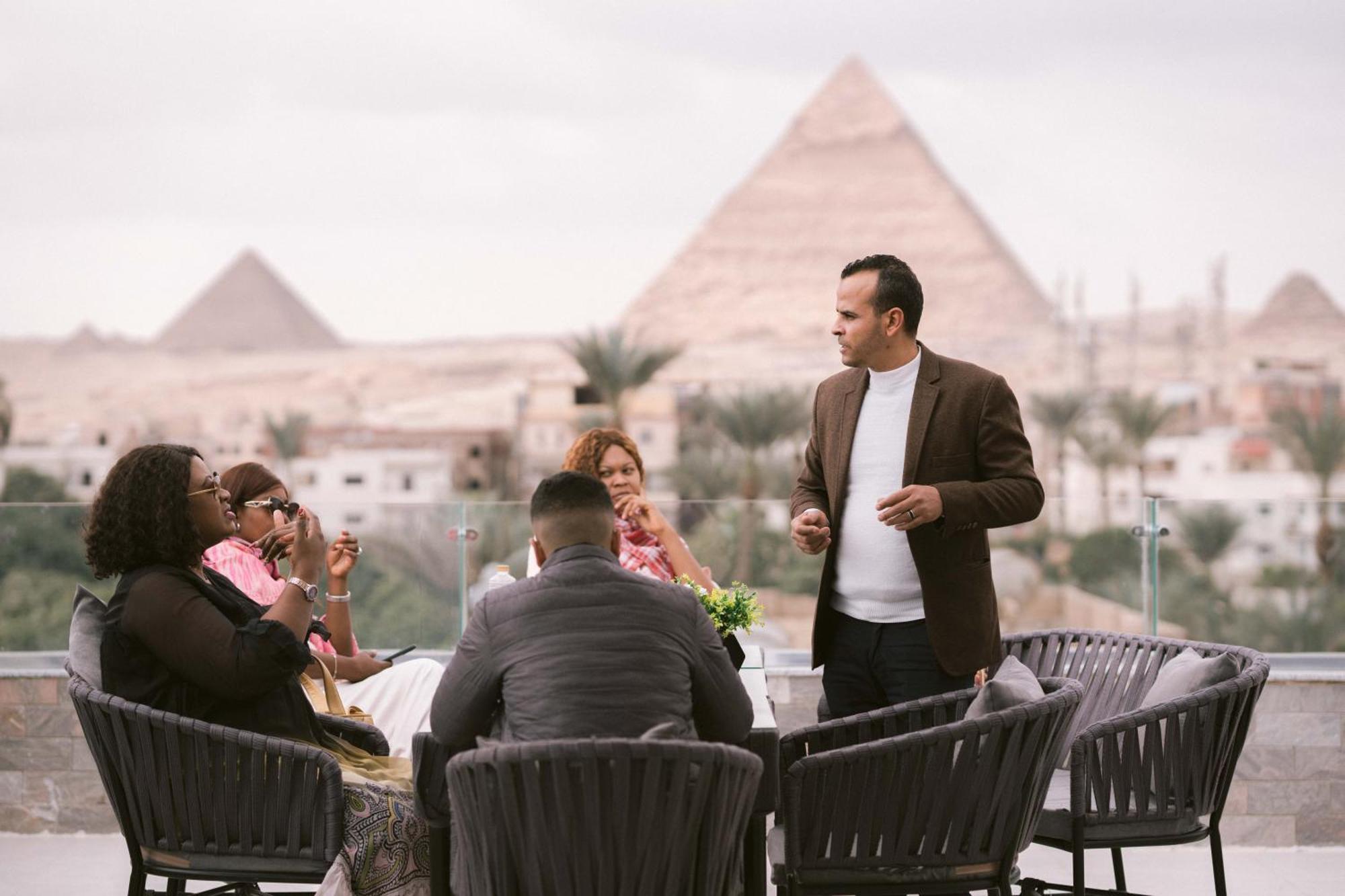 Tuya Pyramids Hotel El El Cairo Exterior foto